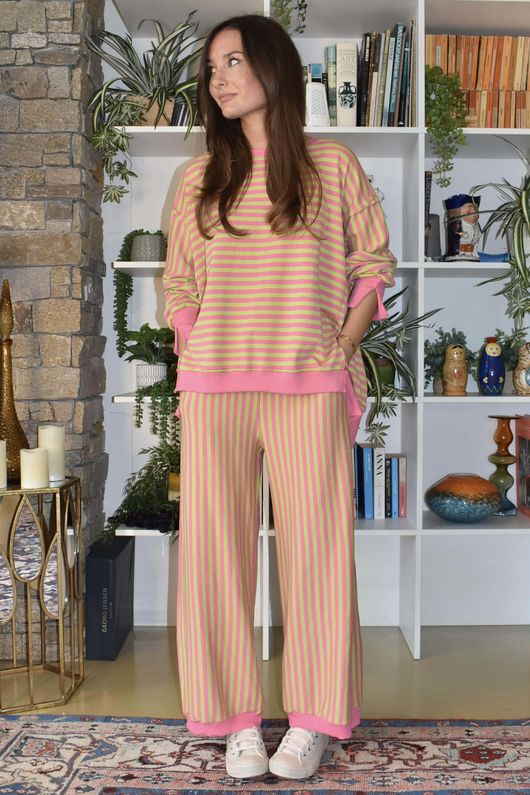 Sunday Morning Chill Sweatshirt Peony Pink & Lime Green 