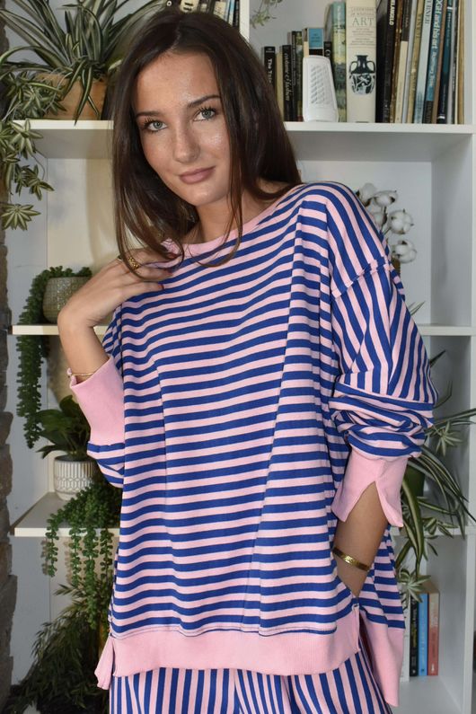 Sunday Morning Chill Sweatshirt Sweetpea & Navy -