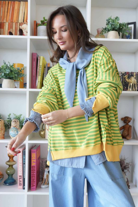 Sunday Morning Chill Sweatshirt Yellow & Plant Green /20=