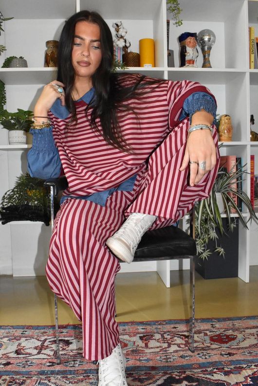 Sunday Morning Relaxed Sweatshirt Burgundy & Rose