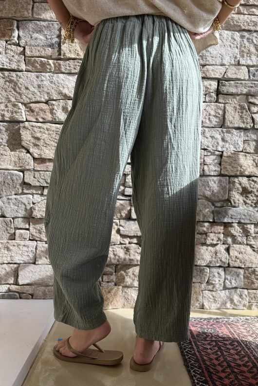 Suri Cushion Cotton Barrel Pant Khaki