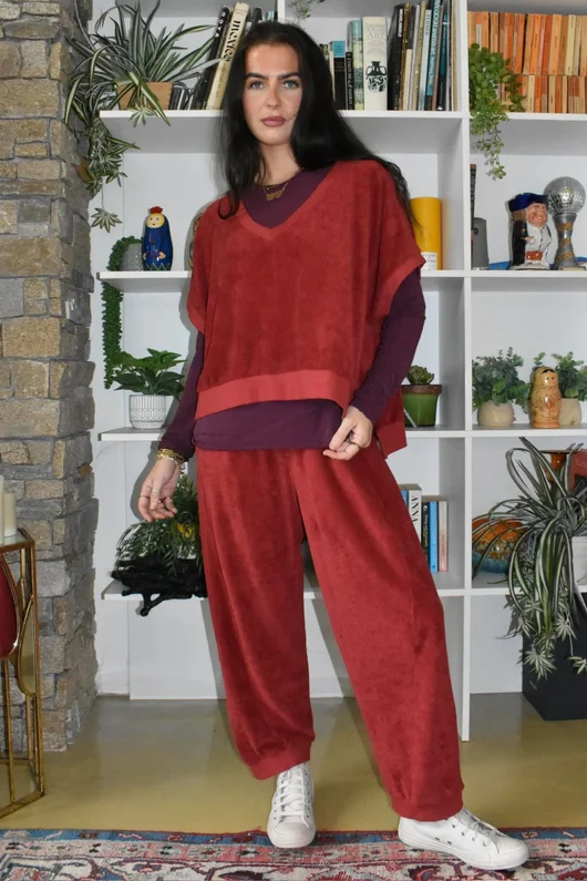 Terry B Relaxed Tapered Jogger Burgundy