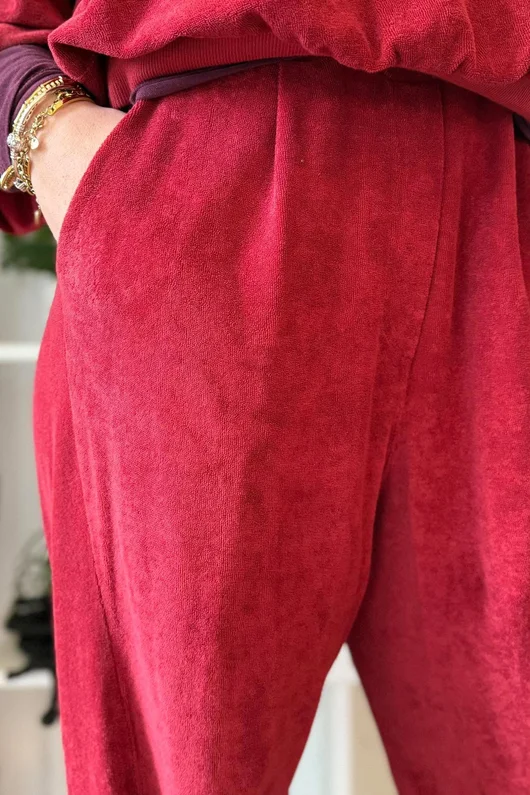 Terry B Relaxed Tapered Jogger Burgundy