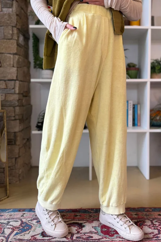 Terry B Relaxed Tapered Jogger Lemon