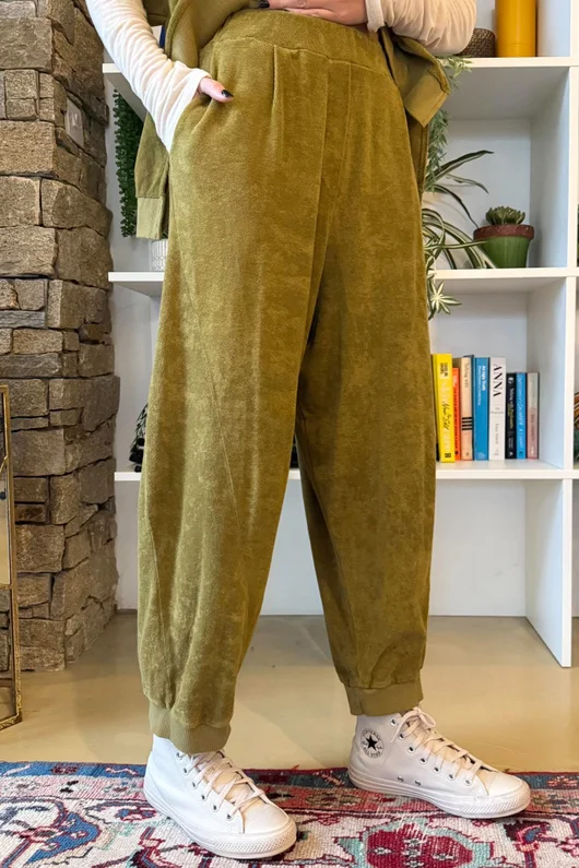 Terry B Relaxed Tapered Jogger Mucky Olive