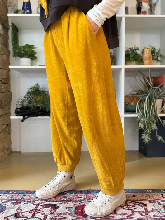 Terry B Relaxed Tapered Jogger Mustard
