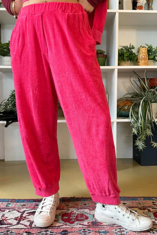 Terry B Relaxed Tapered Jogger Raspberry
