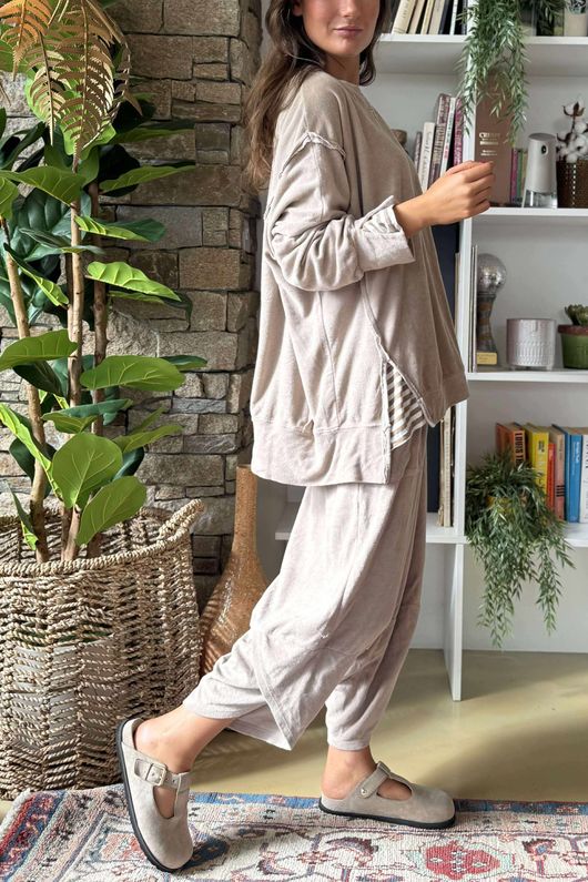 Terry Lite Chill Sweatshirt Stone