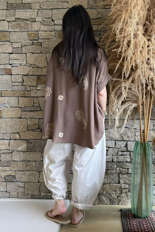 The Beach Front Paisley Shirt Chocolate /16=