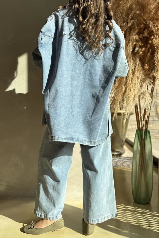 The Madison Denim Jacket Light 