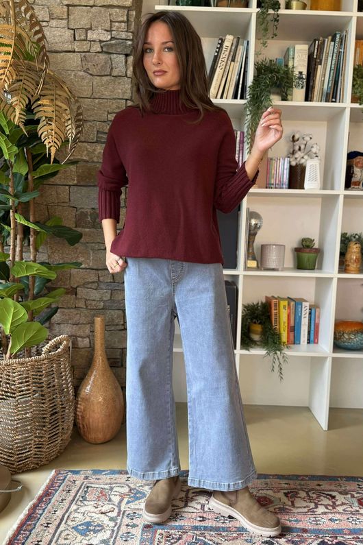 The Madison Kick Flare Jean Light 