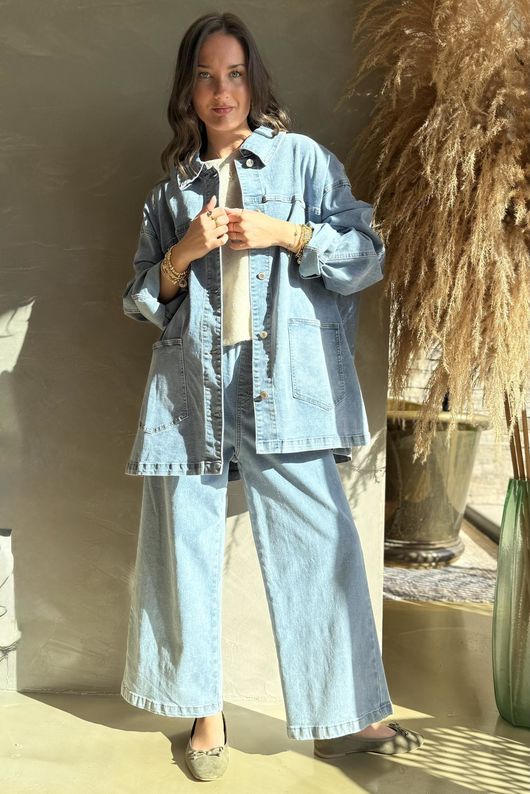 Madison Kick Flare Jean Light 