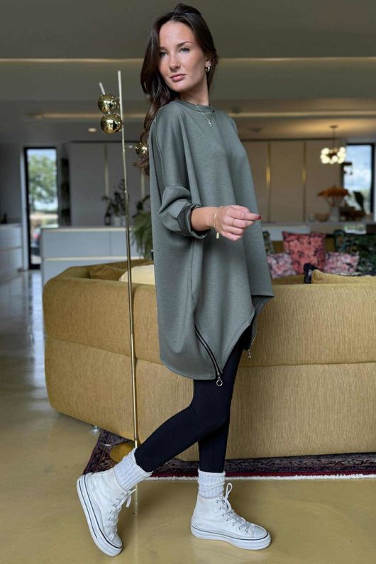The Soft Tech Jersey Zippy Sweatshirt Khaki