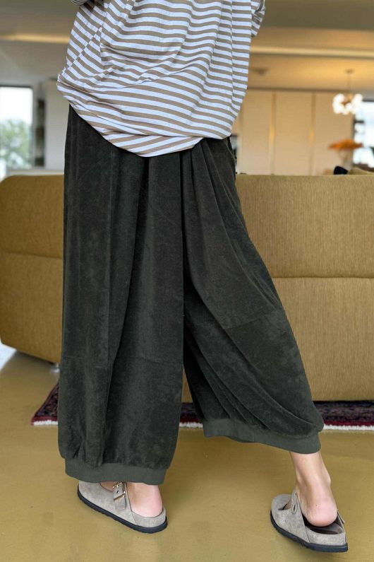 The Terry B Bloom Pant Deep Moss