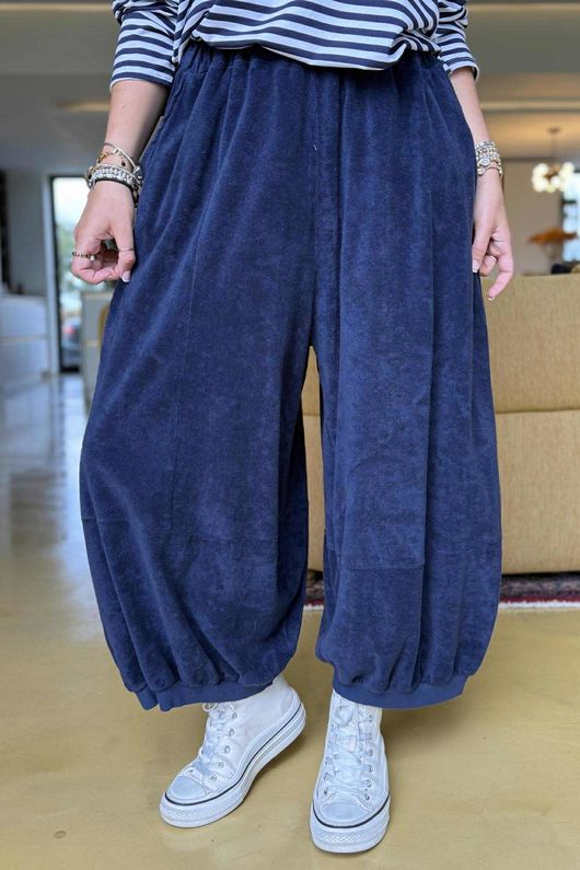 The Terry B Bloom Pant Navy