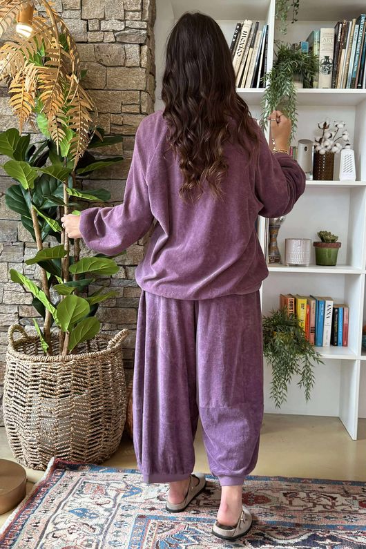 The Terry B Classic Sweatshirt Dewberry