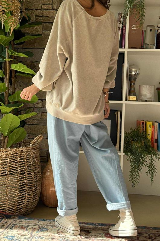 The Terry B Classic Sweatshirt Stone