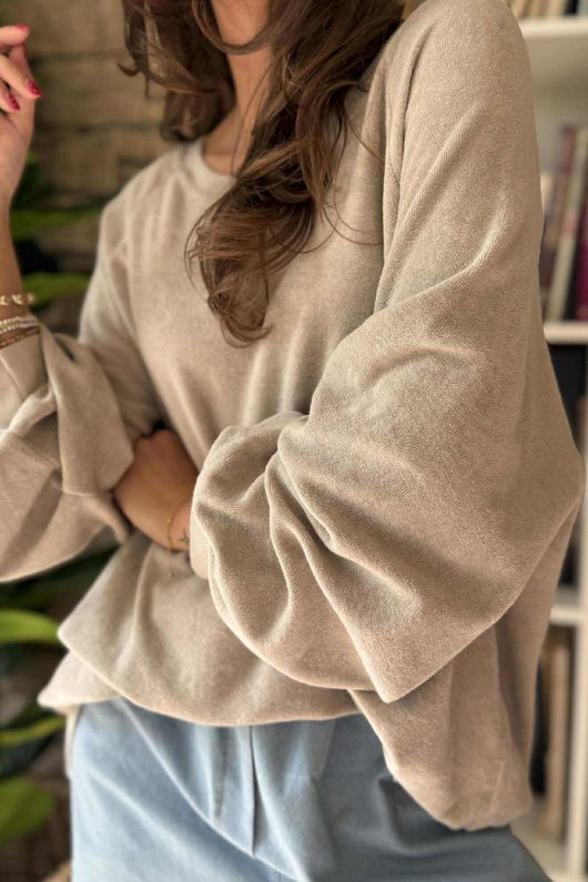 The Terry B Classic Sweatshirt Stone