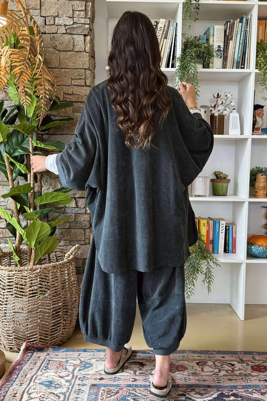 The Terry B Relaxed Zip Jacket Charcoal
