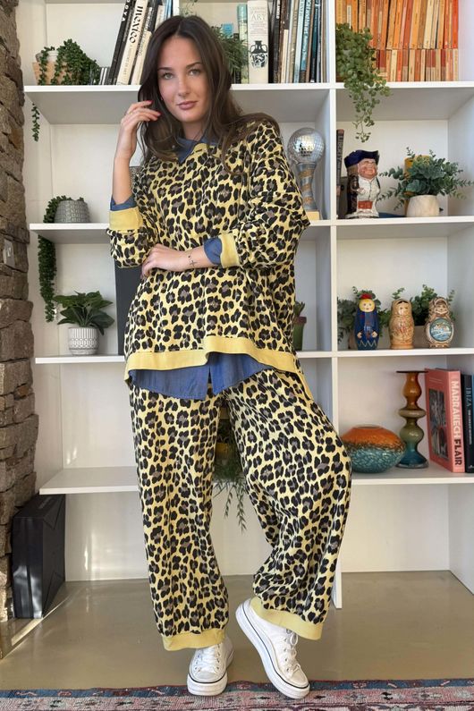 Untamed Classic High Low Sweatshirt Soft Ochre 