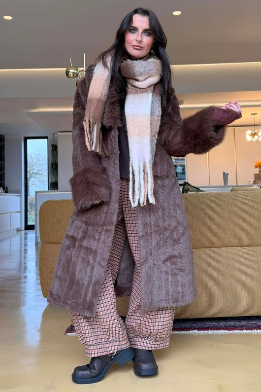 Verbier Premium Faux Fur Coat Chocolate