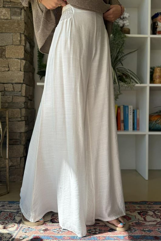 Vince Flat Front Shirring Flare White