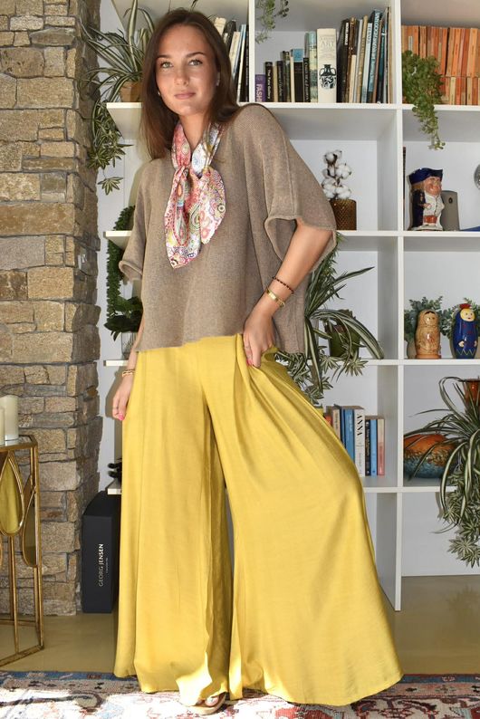 Vince Flat Front Shirring Flare Chartreuse