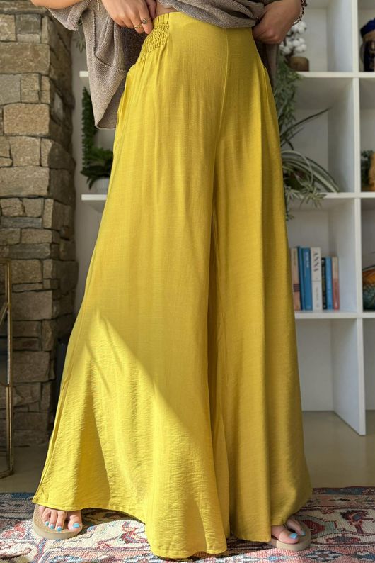 Vince Flat Front Shirring Flare Chartreuse