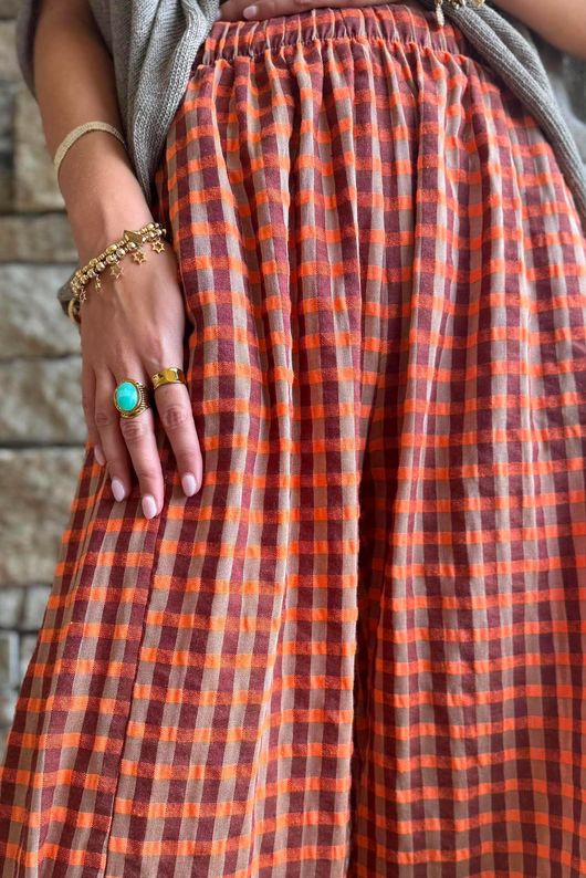 Vivienne Plaid 7/8 Barrel Pant Chestnut & Marmalade