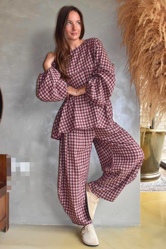 Vivienne Plaid 7/8 Barrel Pant Damson & Blush