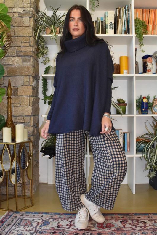 Vivienne Plaid Relaxed Barrel Pant Navy & Oat