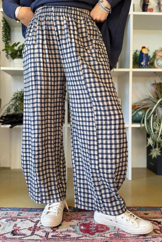Vivienne Plaid Relaxed Barrel Pant Navy & Oat