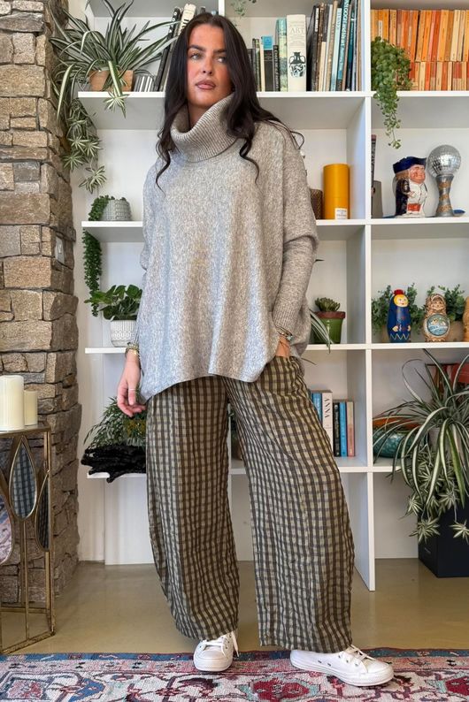 Vivienne Plaid Relaxed Barrel Pant Olive & Olive